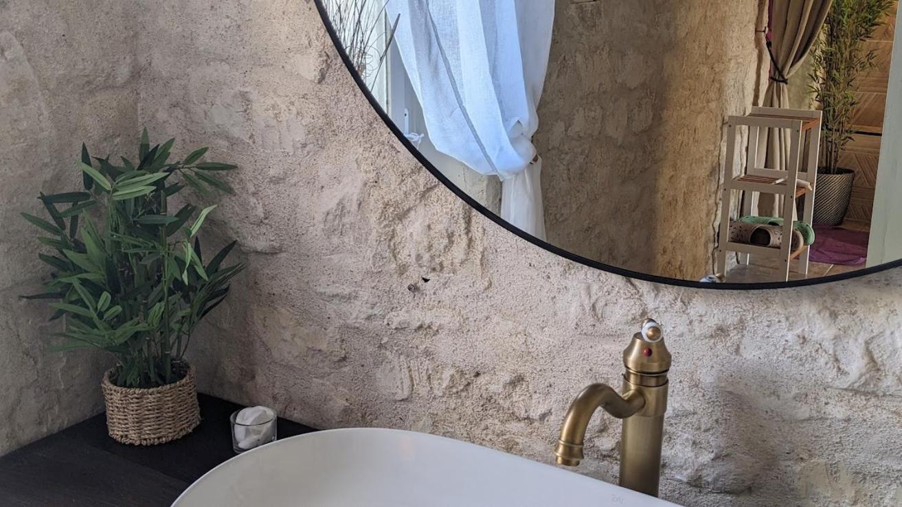 Domaine Les Feuillants Otel Crouzilles Oda fotoğraf